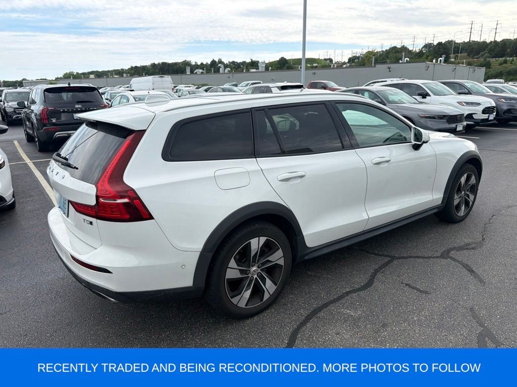 volvo v60 cross country 2020 YV4102WK1L1031701 image volvo v60 cross country 2020 YV4102WK1L1031701 image